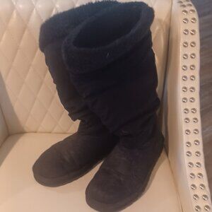 Skechers Black Calf Length Fur Snow Winter Round Toe Boots Size 8